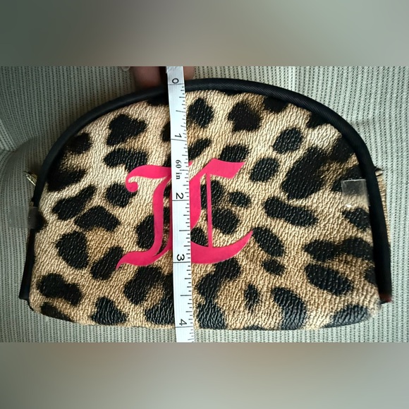 Juicy Couture Leopard Print Small Cosmetic Pouch with JC Pink Logo - Picture 10 of 11